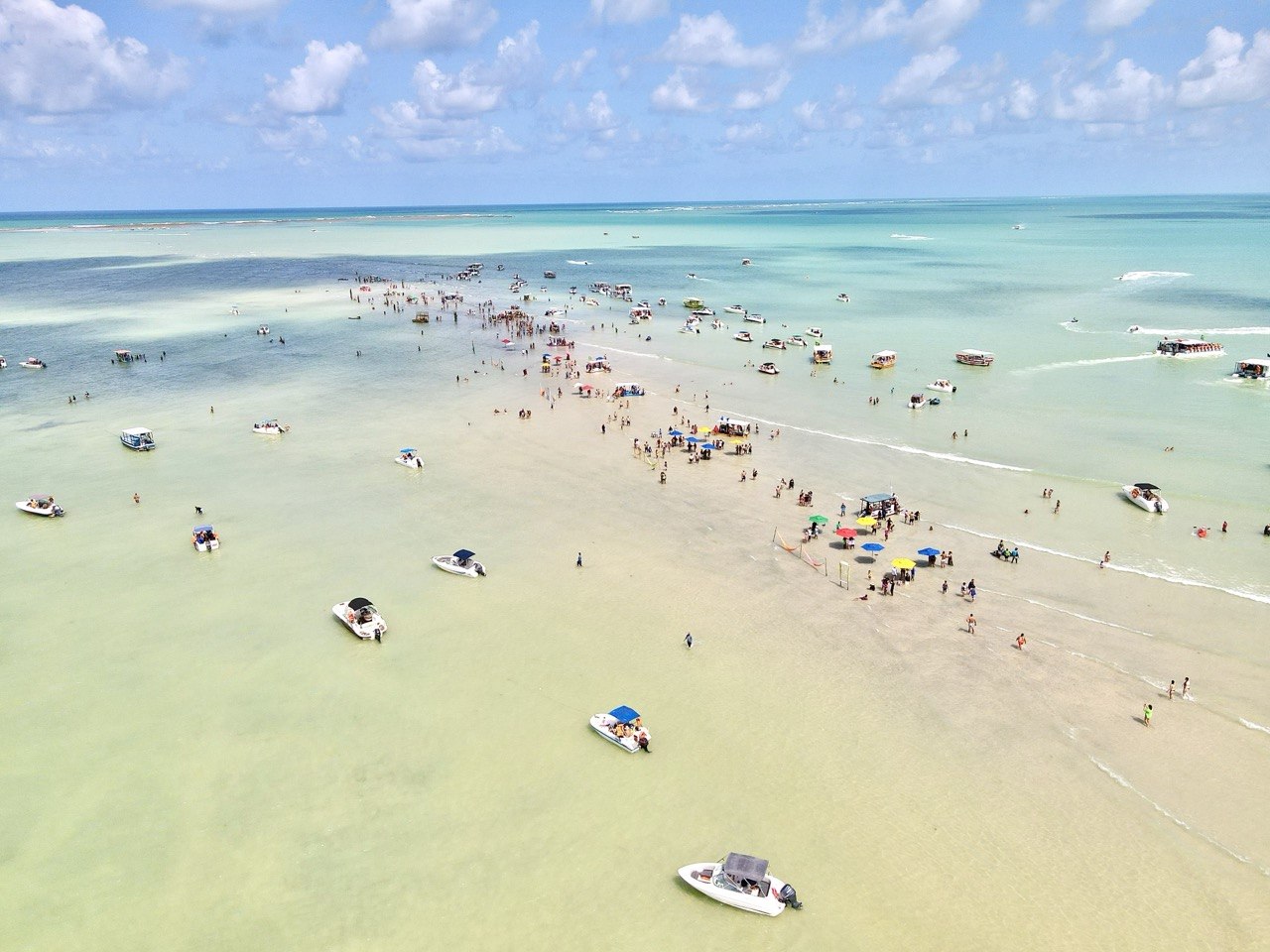 Vista aérea do Caminho de Moisés em Barra Grande - Maragogi
